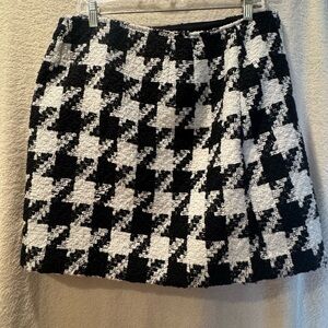 LOFT Black and White Houndstooth Mini Skirt